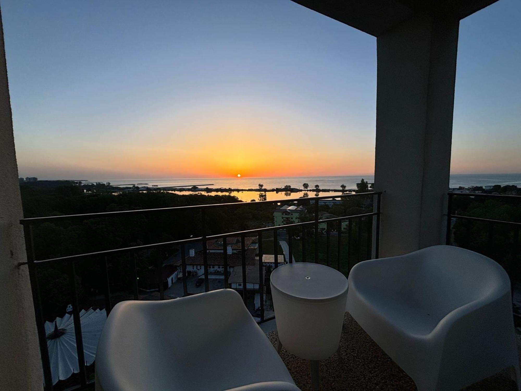 Donna Alba Seaview Penthouse, Casa Ta De Pe Plaja Apartment Neptun Bagian luar foto