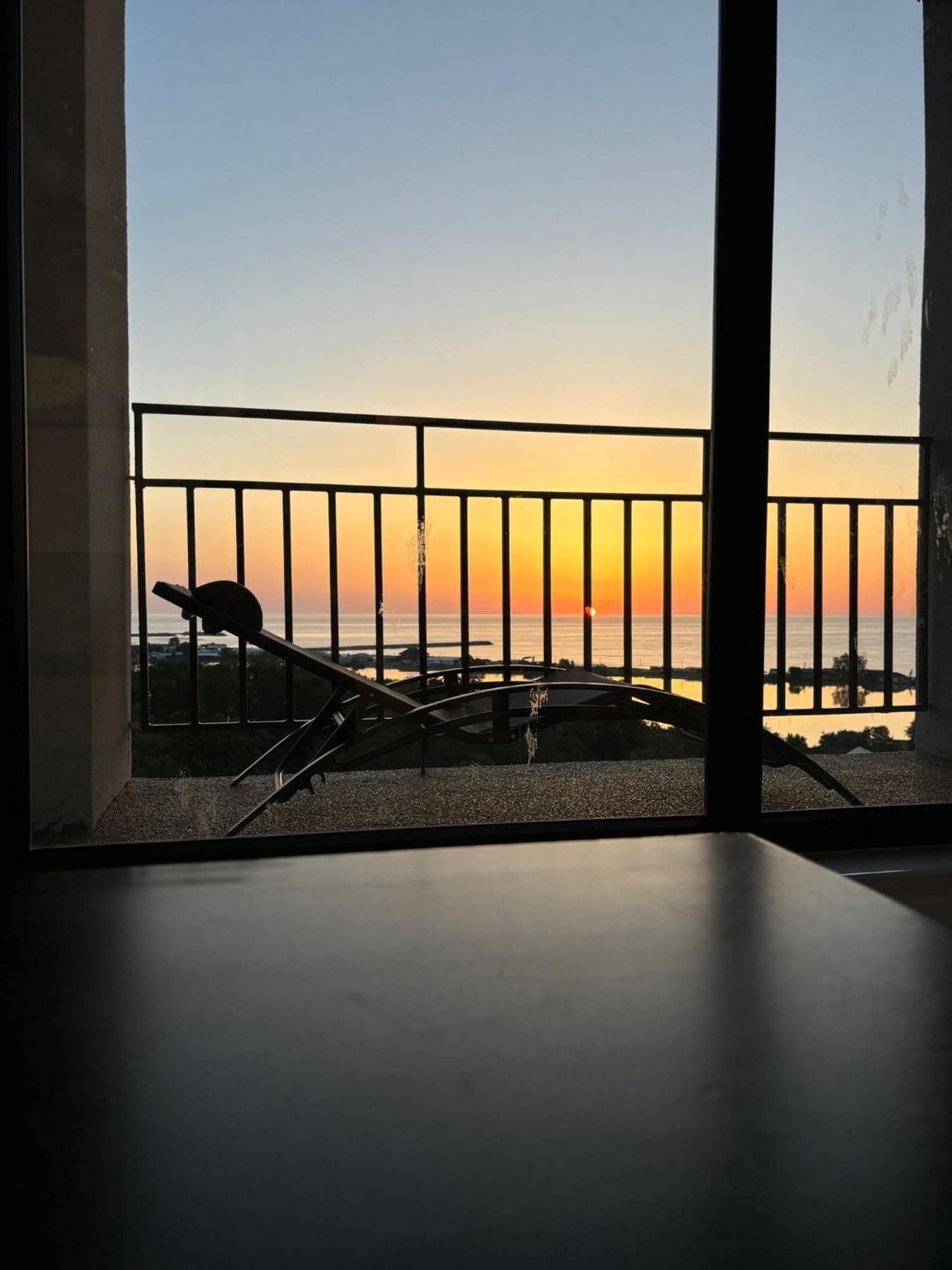 Donna Alba Seaview Penthouse, Casa Ta De Pe Plaja Apartment Neptun Bagian luar foto